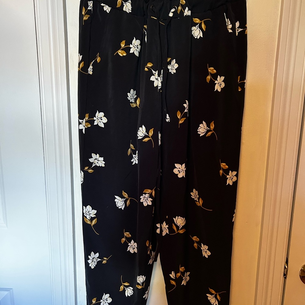 Floral Navy Blue Women's Pants